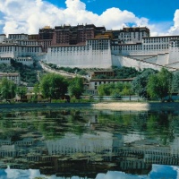 One-day Tibet Essence Bus Tour