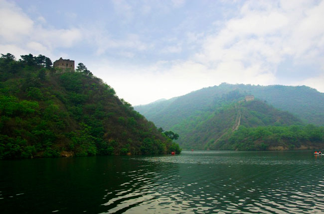 View of Huanghuacheng Great Wall