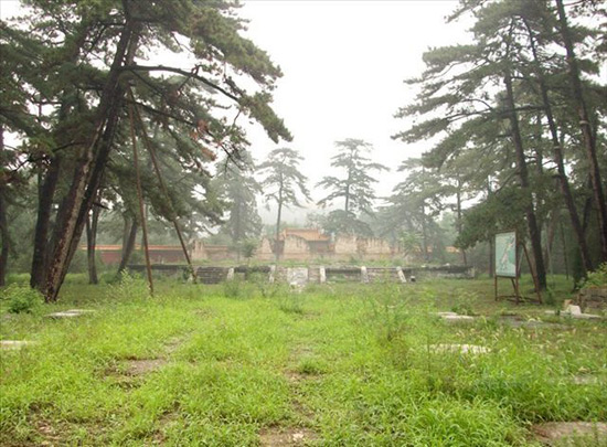 Ming Tombs Sight