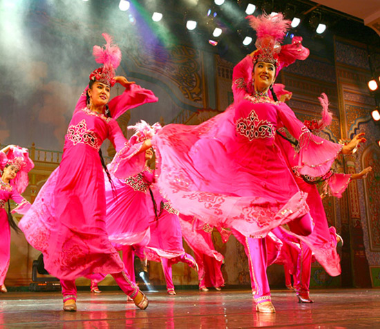 Colorful Chinese Dances