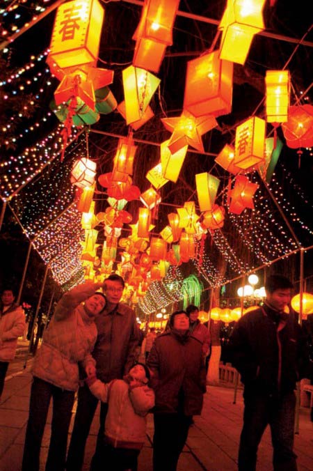 Chinese Lantern Festival-Shows of Lantern