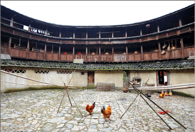 Gongqing Lou, Fujian Tulou