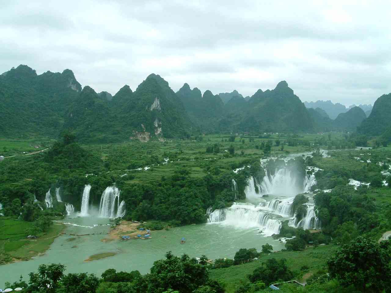 Ban Gioc Falls