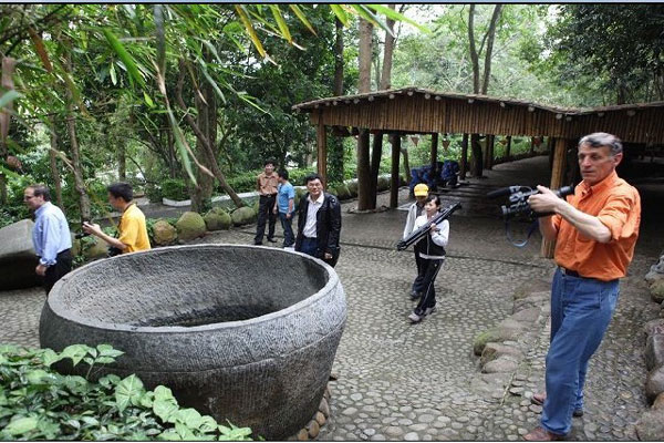 Guangxi Tour to Yiling Cave