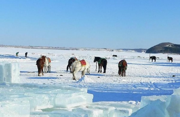 Erlongshan Ski Resort,Harbin Ice Festival