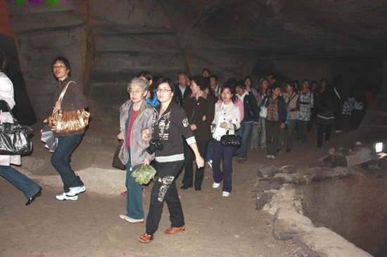 Huashan Mystical Grottos