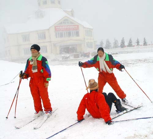 Xiling Snow Mountain Ski Resort