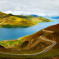 Yamdrok Yumtso Lake