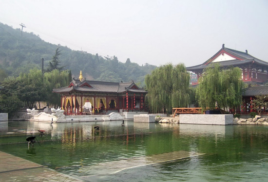 Huaqing Pool