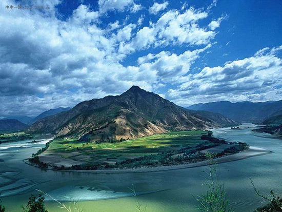 First Bend Of Yangtze