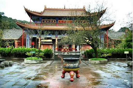 Qiongzhu Temple