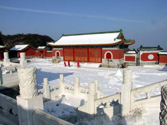 Tianmen Mountain Temple